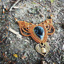 Charger l&#39;image dans la galerie, Collier Piertesite &amp; Scarabée
