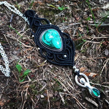 Charger l&#39;image dans la galerie, Talisman Malachite argenté
