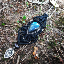 Charger l&#39;image dans la galerie, Talisman Labradorite argenté
