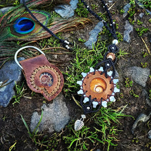 Charger l&#39;image dans la galerie, Coffret Talisman Ammonite &amp; Porte clefs
